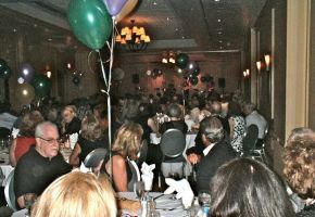 Bob's Dinner & Dance - 04.jpg