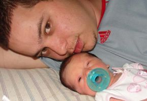 Joey Castresana with daughter Haleigh.jpg