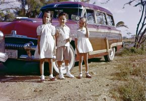 Elsbeth, ?? & Joyce, circa 1957.jpg