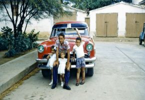 Jacques, Rouel, Elsbeth, Joyce, circa 1956.jpg