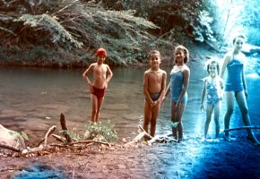 Gerardus, Rouel, Lucy, Elsbeth & Dorothy, circa 1956.jpg